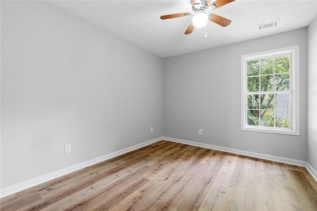 5072 Leeshire Trace, Tucker, GA 30084