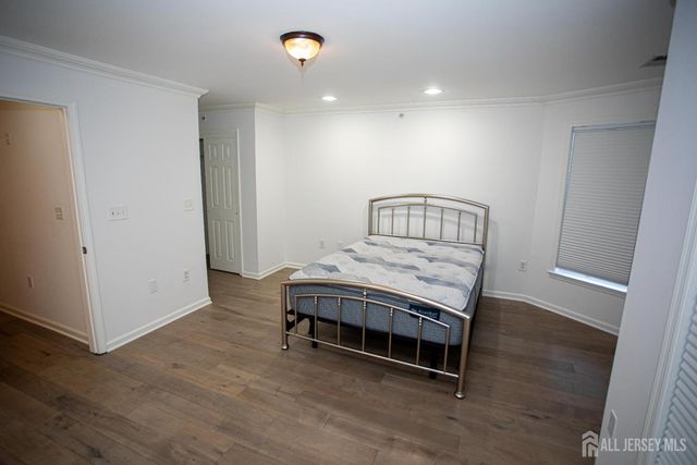 124 Adamecs Way, South Amboy, NJ 08879