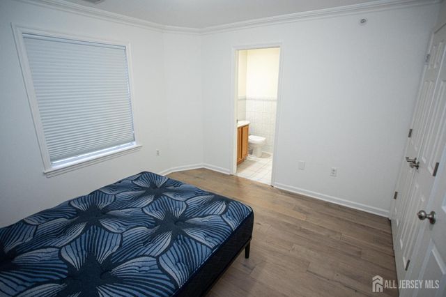 124 Adamecs Way, South Amboy, NJ 08879