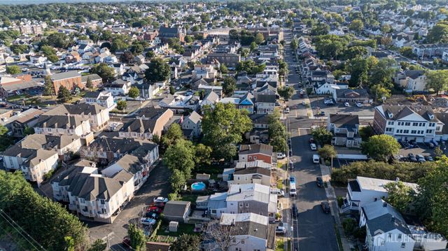 124 Adamecs Way, South Amboy, NJ 08879