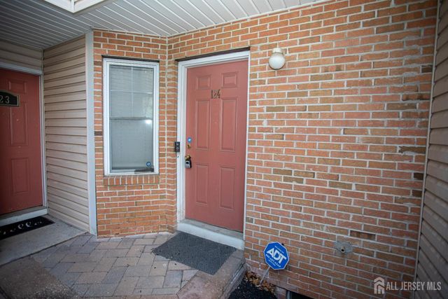 124 Adamecs Way, South Amboy, NJ 08879