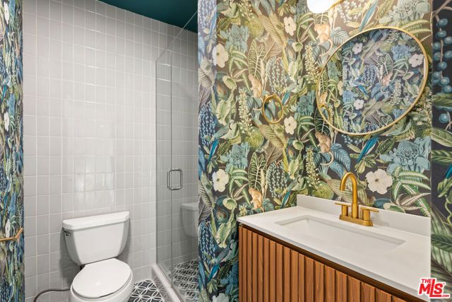 2065 Kew Drive, Los Angeles, CA 90046