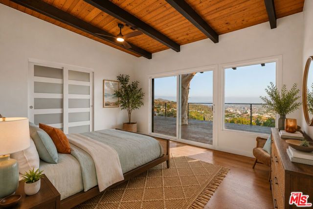 2065 Kew Drive, Los Angeles, CA 90046