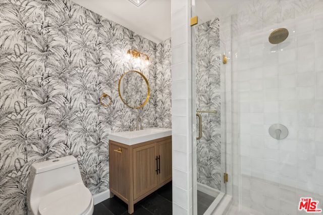 2065 Kew Drive, Los Angeles, CA 90046