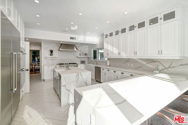 721 N Beverly Drive, Beverly Hills, CA 90210