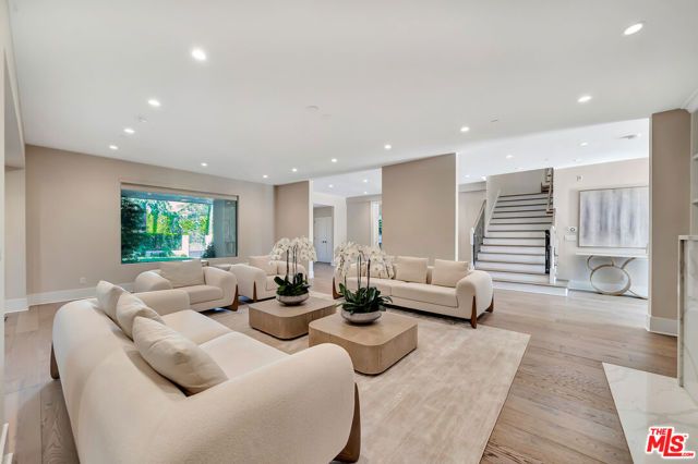 721 N Beverly Drive, Beverly Hills, CA 90210