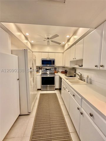2840 S Ocean Blvd 5110, Palm Beach, FL 33480
