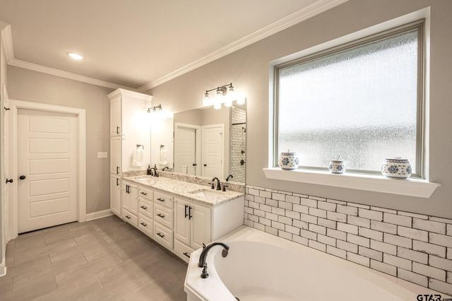 7267 Dubose Creek, Tyler, TX 75703