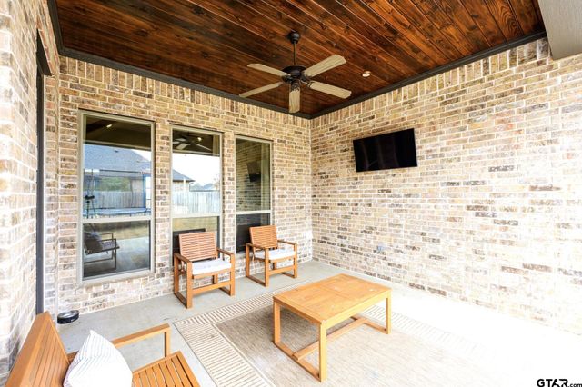 7267 Dubose Creek, Tyler, TX 75703