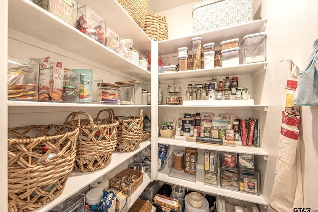 7267 Dubose Creek, Tyler, TX 75703