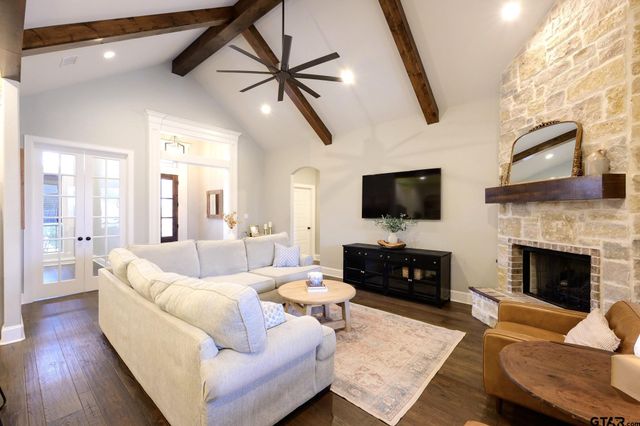 7267 Dubose Creek, Tyler, TX 75703