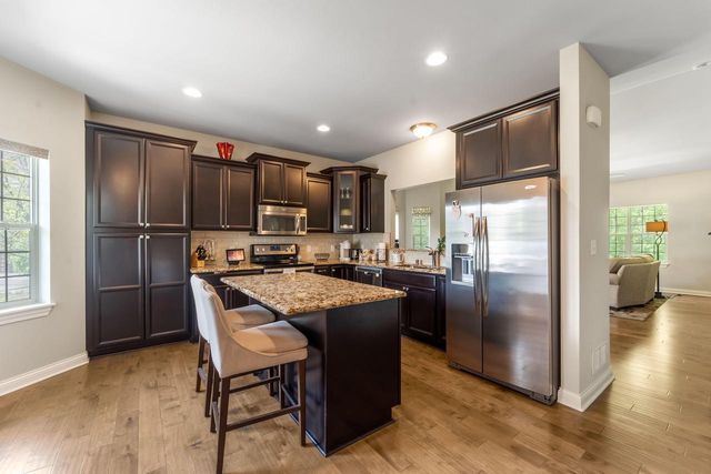 830 Elise COURT, Waukesha, WI 53189