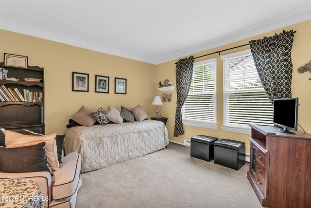 76 Red Hill Road, Manchester, NJ 08759