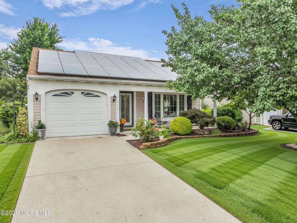 76 Red Hill Road, Manchester, NJ 08759