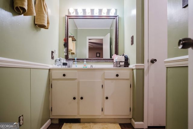 205 Matthews Street, Barnesville, GA 30204