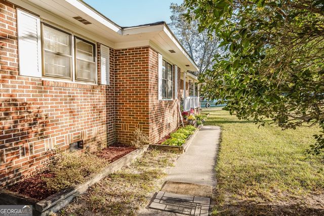 205 Matthews Street, Barnesville, GA 30204