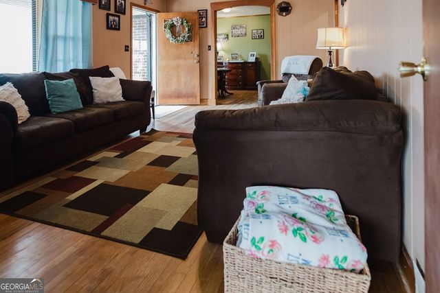 205 Matthews Street, Barnesville, GA 30204