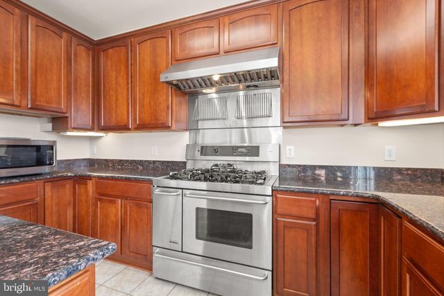 175 SHELLFIELD LN, Colonial Beach, VA 22443