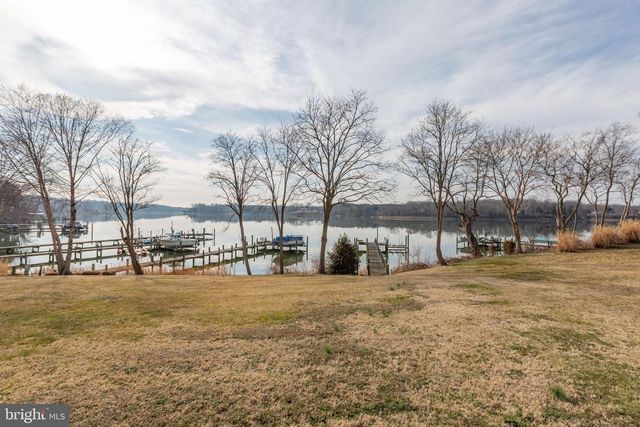 175 SHELLFIELD LN, Colonial Beach, VA 22443