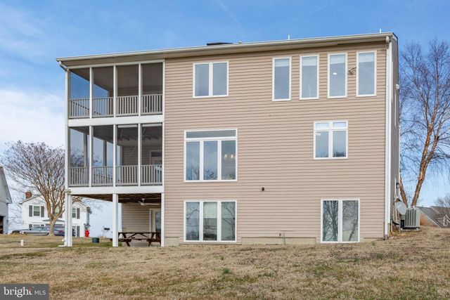 175 SHELLFIELD LN, Colonial Beach, VA 22443