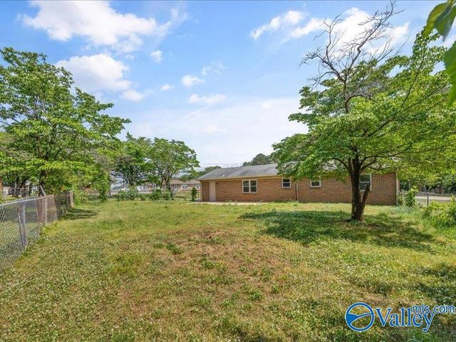 6002 Trisha Lane, Huntsville, AL 35811