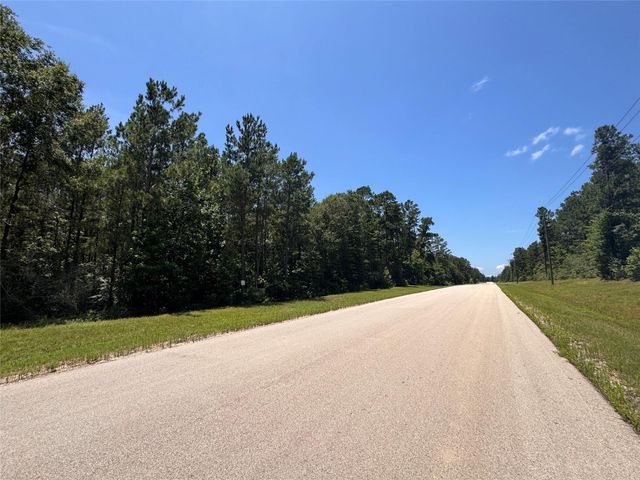 231 Iron Horse Road, Willis, TX 77378