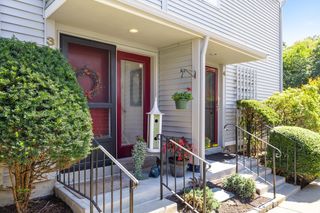 3 Cherry Mew 3, Sandwich, MA 02563