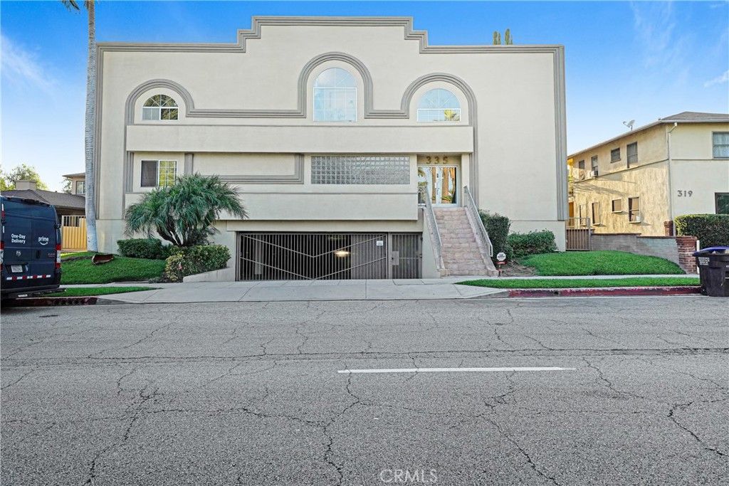 335 S Sierra Madre 203B, Pasadena, CA 91107 — photo 2