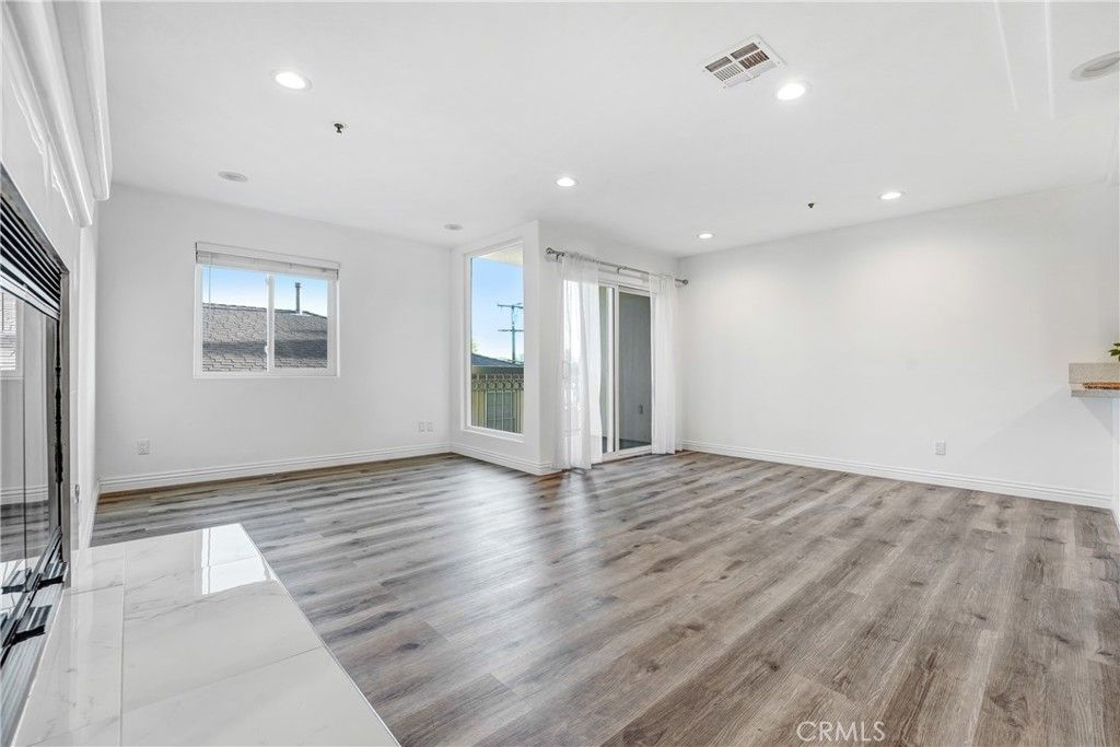 335 S Sierra Madre 203B, Pasadena, CA 91107 — photo 4