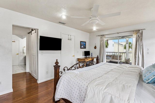 2101 N Palm Circle, North Palm Beach, FL 33408