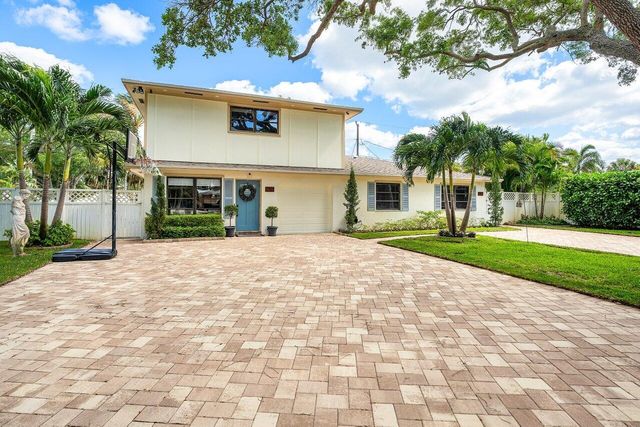 2101 N Palm Circle, North Palm Beach, FL 33408