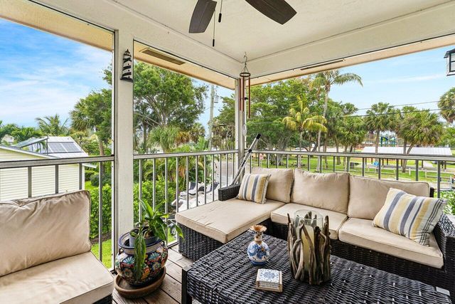 2101 N Palm Circle, North Palm Beach, FL 33408