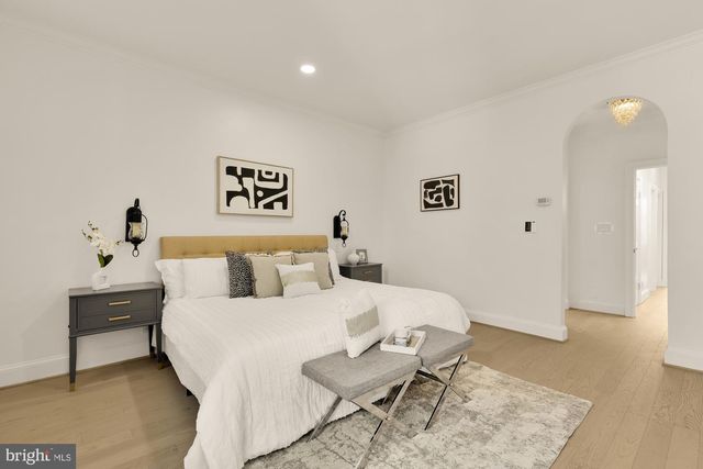 3249 P ST NW, Washington, DC 20007