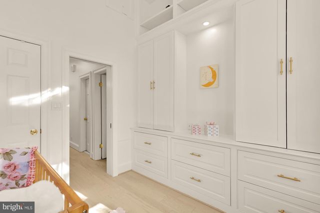 3249 P ST NW, Washington, DC 20007