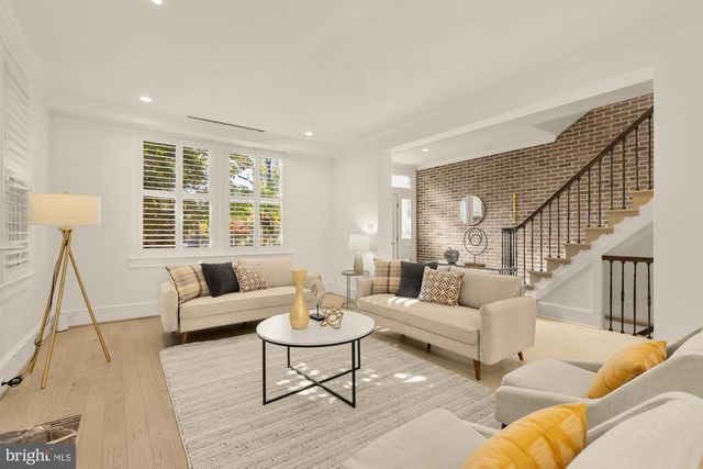 3249 P ST NW, Washington, DC 20007