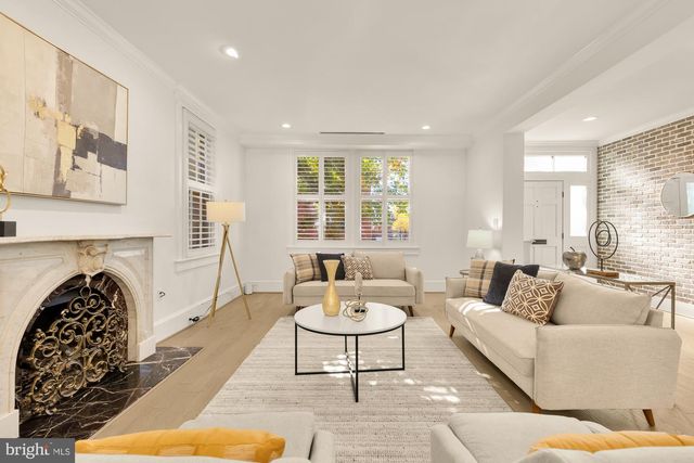 3249 P ST NW, Washington, DC 20007