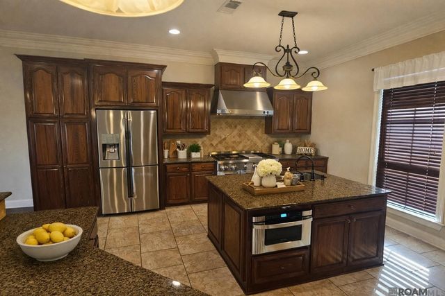 16384 Ronnie Rd, Prairieville, LA 70769