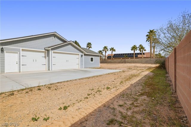3156 Mateuse Street, Logandale, NV 89021