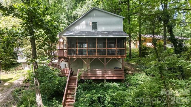 122 Arnold Heights, Waynesville, NC 28786