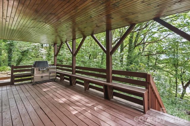 122 Arnold Heights, Waynesville, NC 28786