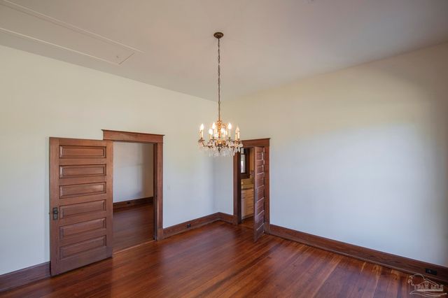 1725 N 15th Ave, Pensacola, FL 32503