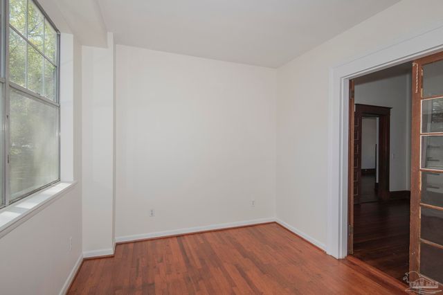 1725 N 15th Ave, Pensacola, FL 32503