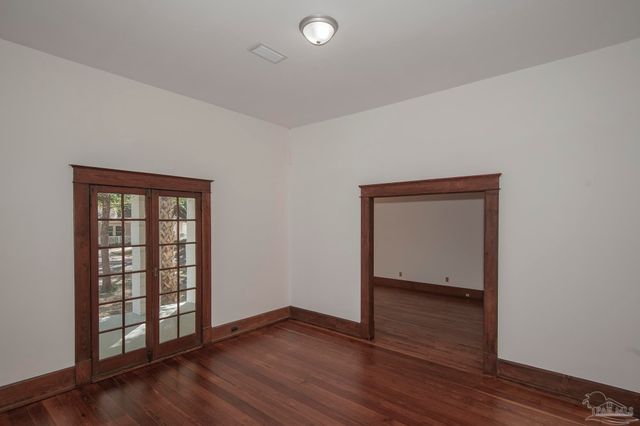 1725 N 15th Ave, Pensacola, FL 32503