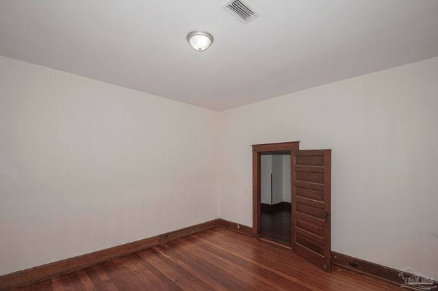 1725 N 15th Ave, Pensacola, FL 32503