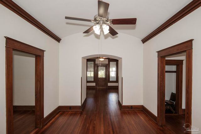 1725 N 15th Ave, Pensacola, FL 32503