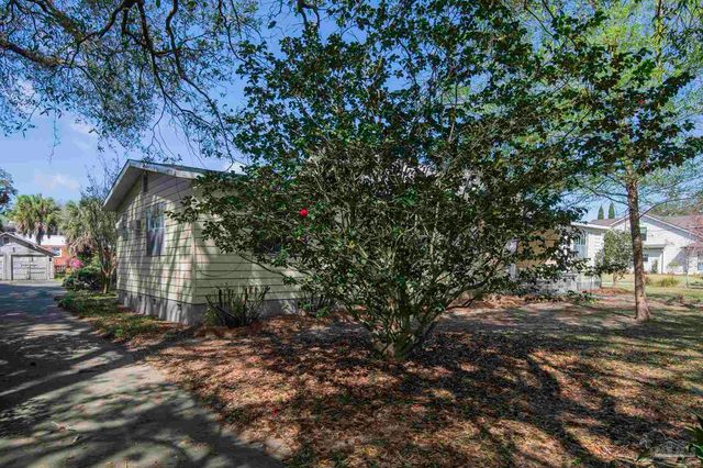 1725 N 15th Ave, Pensacola, FL 32503