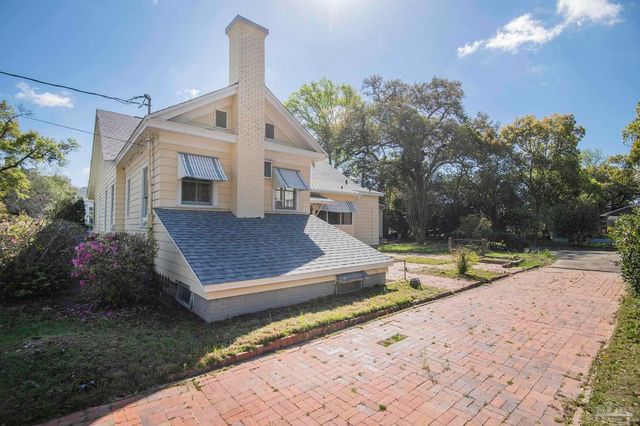 1725 N 15th Ave, Pensacola, FL 32503