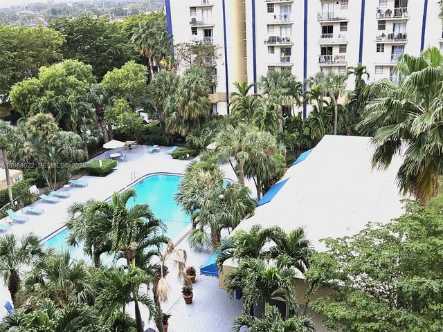 801 NW 47th Ave 119W, Miami, FL 33126