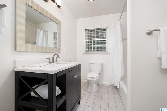 1033 SUNSET BOULEVARD, Birmingham, AL 35213
