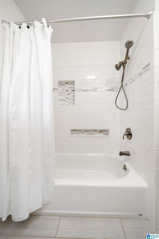 1033 SUNSET BOULEVARD, Birmingham, AL 35213